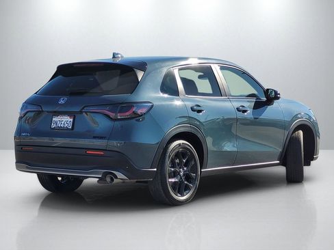 Used 2025 Honda HR-V Sport image 4