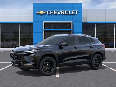 New 2026 Chevrolet Trax ACTIV w/ Driver Confidence Package FWD image 2