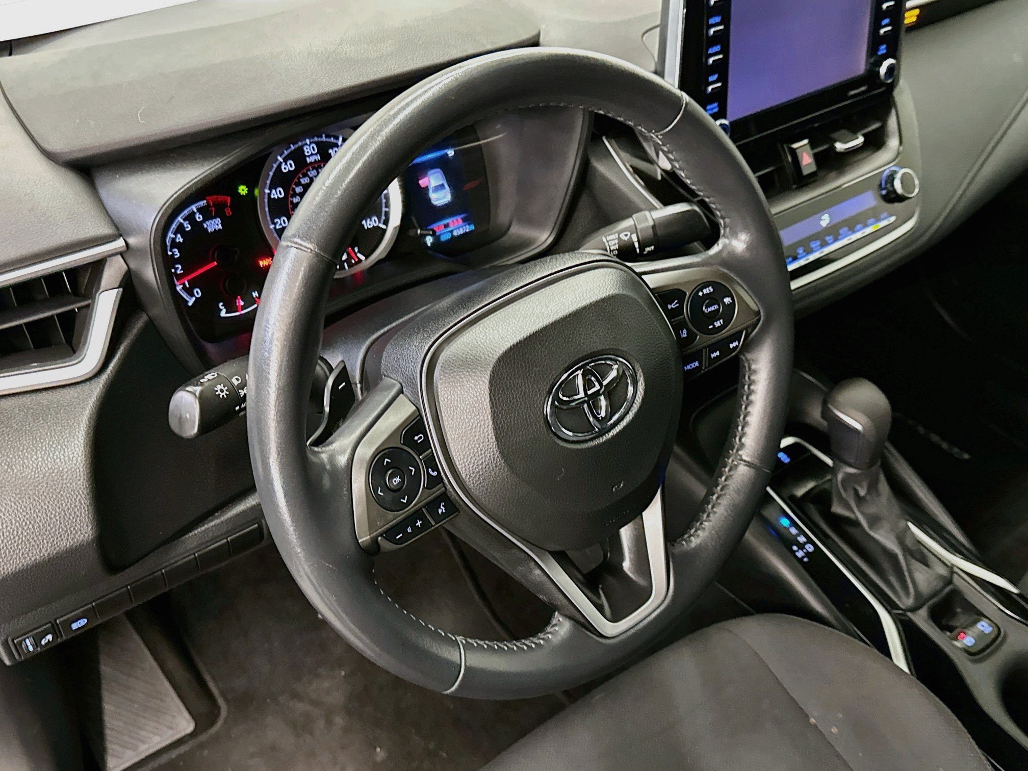 Used 2021 Toyota Corolla SE w/ Carpet Mat Package (TMS) FWD image 18