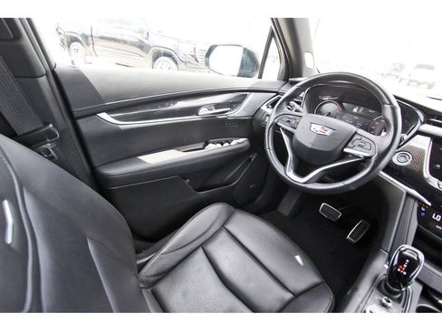 Used 2024 Cadillac XT6 Sport AWD/4WD image 8