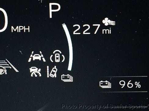 Used 2025 Toyota bZ4X AWD w/ Weather Package image 40