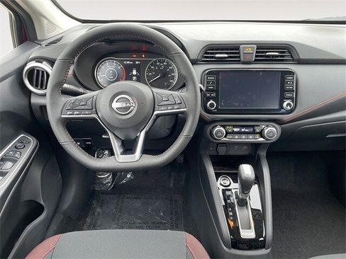 New 2025 Nissan Versa SR w/ Trunk Package image 10