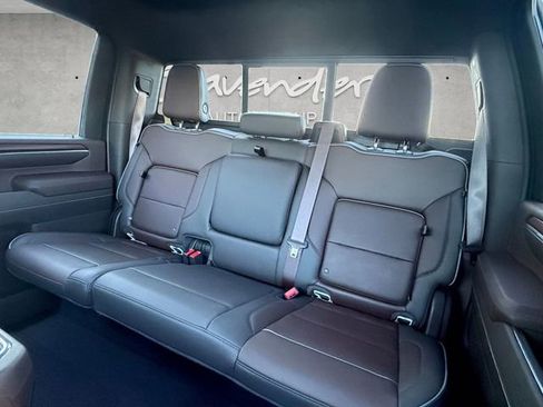 Used 2024 GMC Sierra 2500 Denali w/ Denali Reserve Package image 21