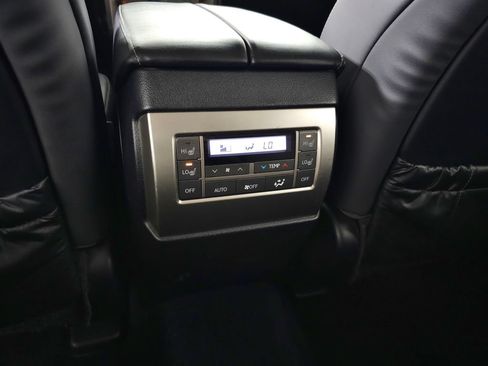 Used 2019 Lexus GX 460 Premium AWD/4WD image 26