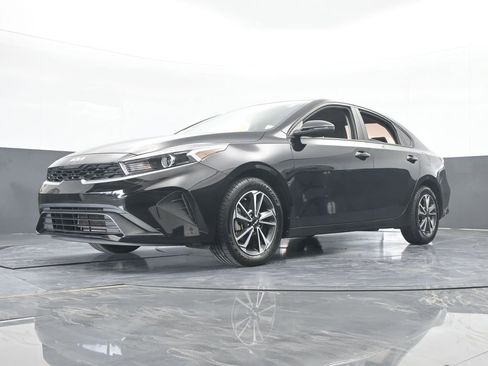 Used 2023 Kia Forte LXS w/ LXS Technology Package image 50