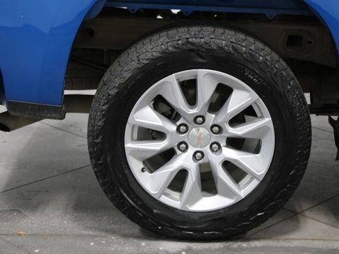 Used 2023 Chevrolet Silverado 1500 Custom image 48