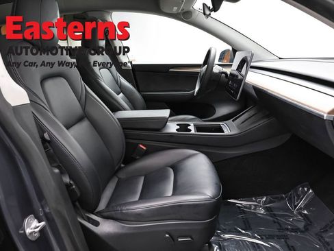 Used 2023 Tesla Model Y Long Range image 21