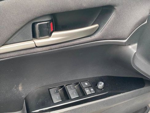 Used 2025 Toyota Camry LE FWD image 11
