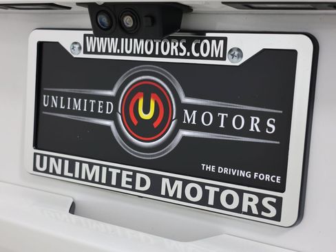 Used 2020 Cadillac Escalade Luxury AWD/4WD image 22