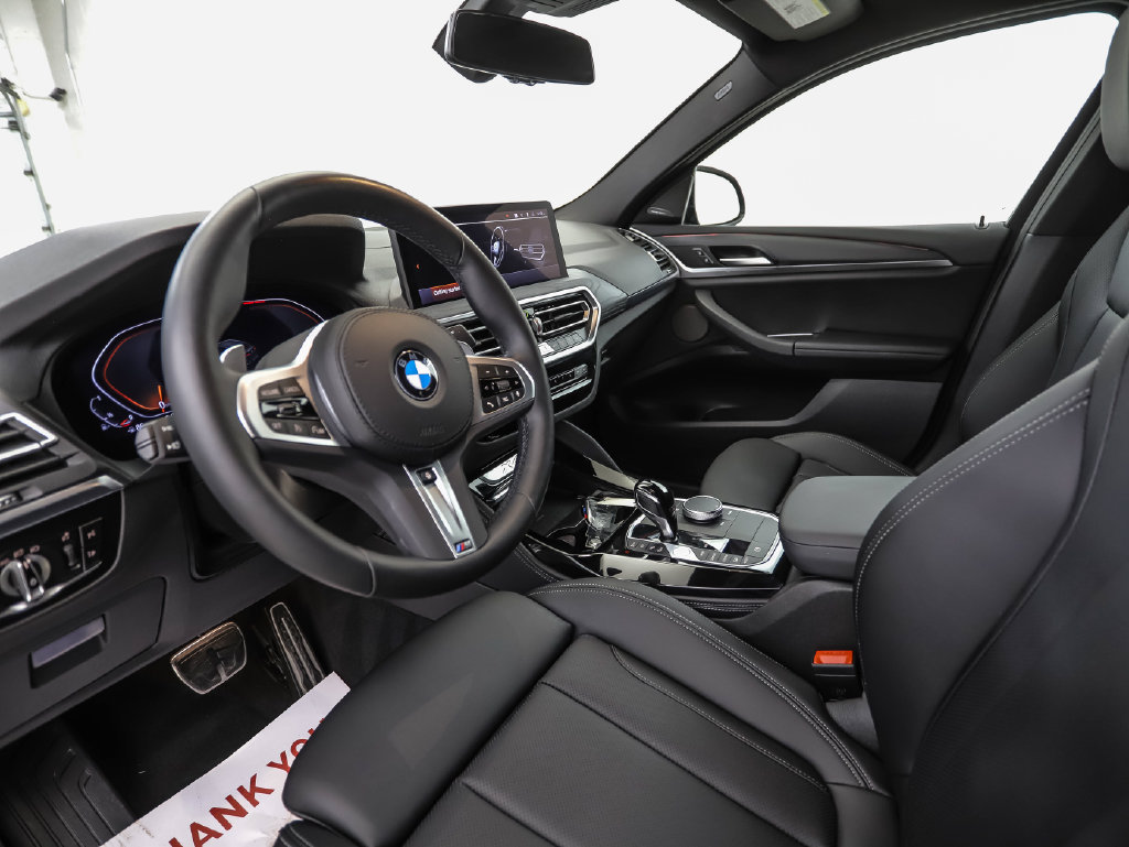 Certified 2024 BMW X4 xDrive30i w/ Premium Package AWD/4WD image 10