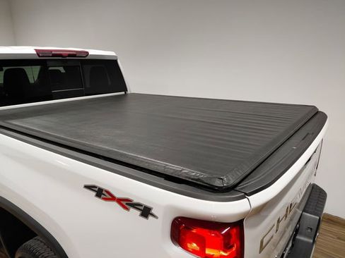 Used 2024 Chevrolet Silverado 2500 LTZ w/ LTZ Convenience Package AWD/4WD image 13