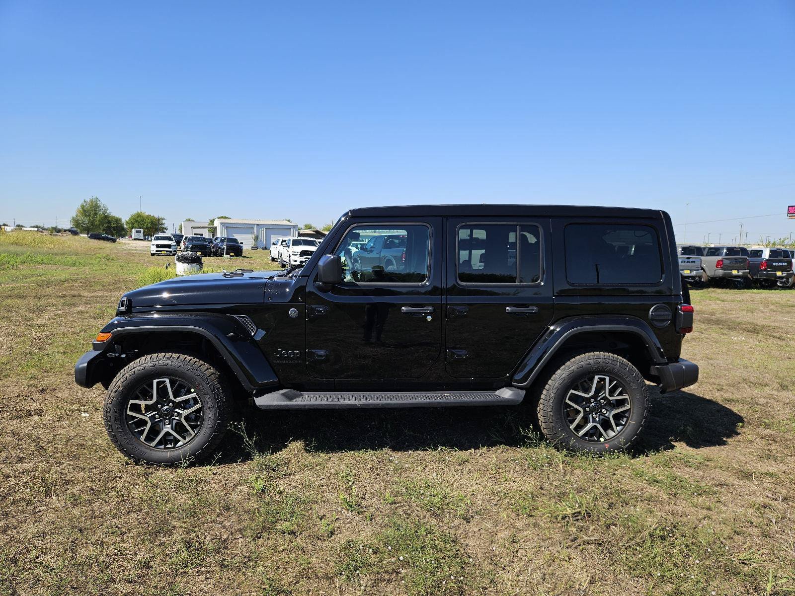 New 2027 Jeep Wrangler Unlimited Sahara AWD/4WD image 3