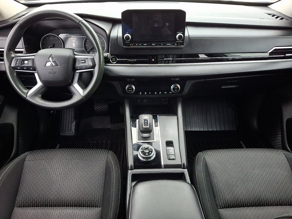 Used 2022 Mitsubishi Outlander ES AWD/4WD image 15