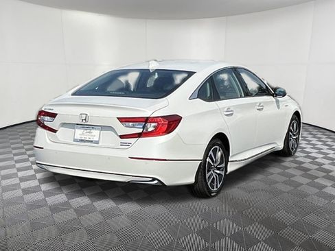 Used 2020 Honda Accord Touring image 6