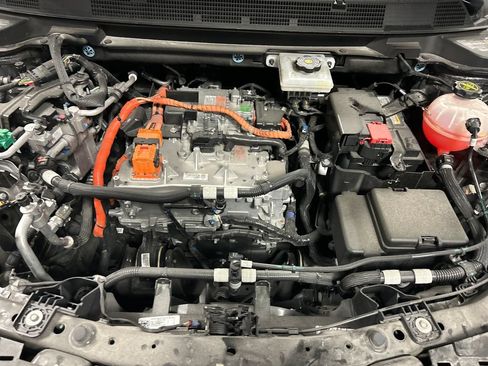 Used 2025 Chevrolet Equinox EV LT FWD image 24
