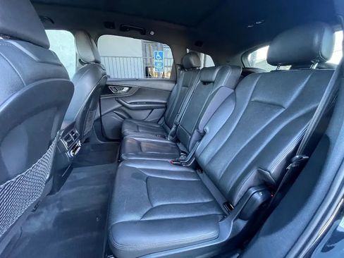Used 2017 Audi Q7 3.0T Premium Plus AWD/4WD image 16