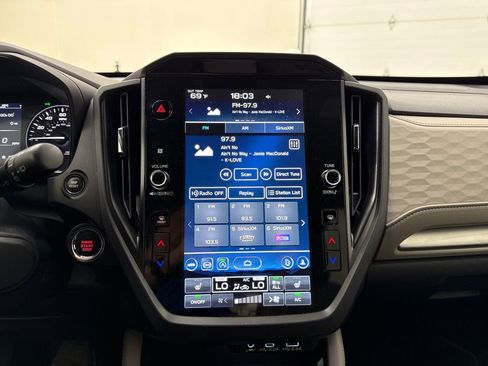 Used 2026 Subaru Forester Premium AWD/4WD image 17