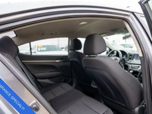 Used 2018 Hyundai Elantra SE w/ SE Connectivity Package 04 image 13