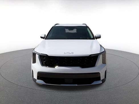 Used 2024 Kia Sorento S FWD image 4