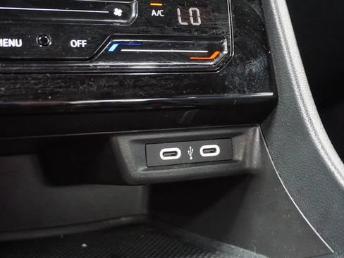Used 2025 Volkswagen Jetta Sport FWD image 17