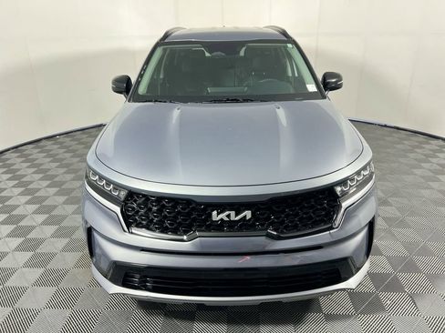 Used 2023 Kia Sorento S FWD image 8