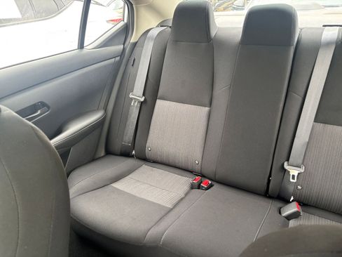 Used 2025 Nissan Sentra SV FWD image 37