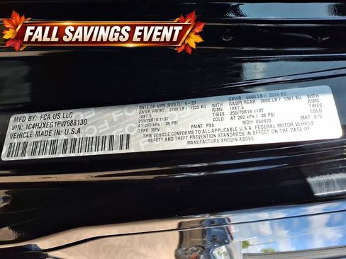 Used 2023 Jeep Wrangler Unlimited Sahara AWD/4WD image 13