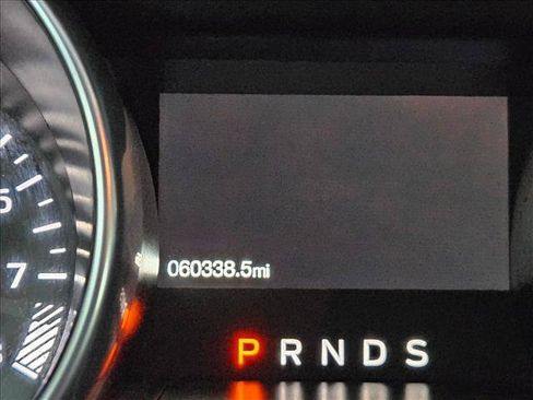 Used 2022 Ford Mustang GT Premium w/ Black Accent Package RWD image 11