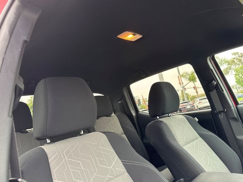 Used 2022 Toyota Tacoma TRD Sport image 16