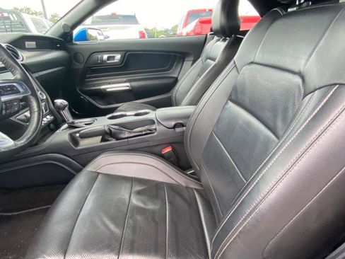 Used 2018 Ford Mustang Premium w/ Equipment Group 201A image 10