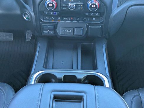 Used 2020 GMC Sierra 1500 SLT w/ SLT Premium Plus Package RWD image 19