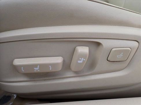 Used 2014 Lexus ES 300h w/ Luxury Package w/Bamboo Trim image 12