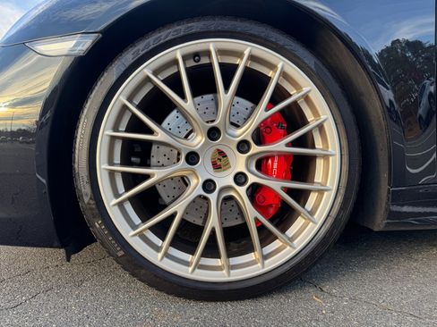 Used 2019 Porsche 911 image 76