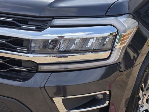 Used 2024 Ford Expedition Max Limited RWD image 6
