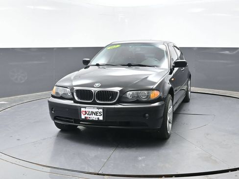 Used 2002 BMW 325i Sedan RWD image 5