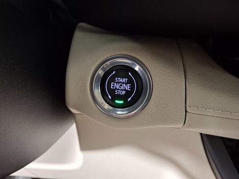 Used 2022 Buick Envision Preferred image 16