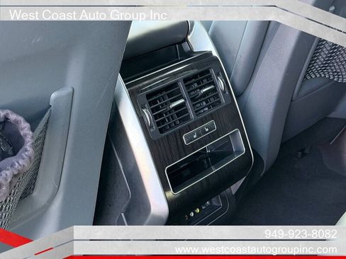 Used 2014 Land Rover Range Rover Sport HSE AWD/4WD image 17