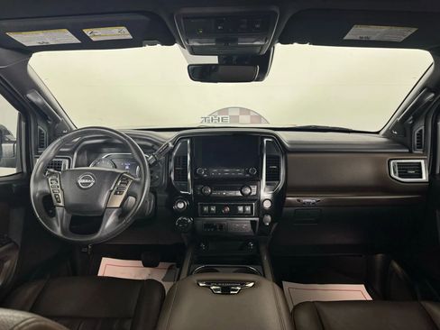 Used 2023 Nissan Titan Platinum Reserve w/ Moonroof Package image 11