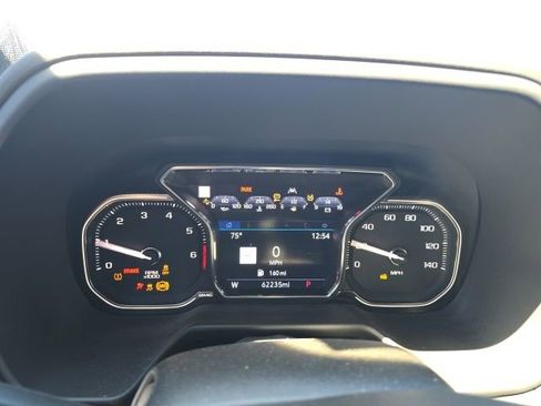 Used 2021 GMC Yukon SLT w/ SLT Premium Package image 11