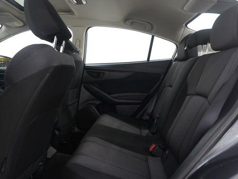 Used 2019 Subaru Impreza 2.0i Premium image 17