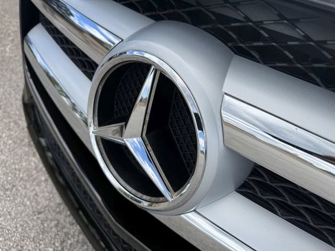 Used 2015 Mercedes-Benz GL 450 4MATIC image 16