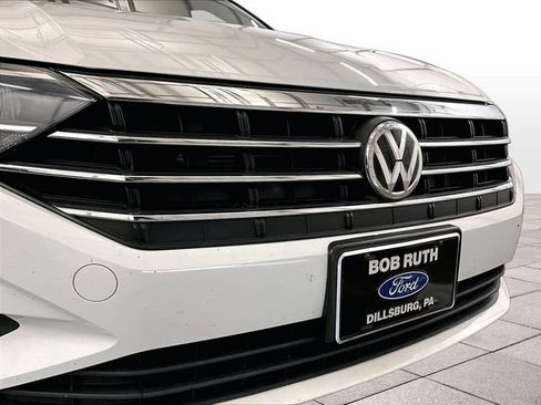 Used 2020 Volkswagen Jetta SE w/ SE Cold Weather Package FWD image 29
