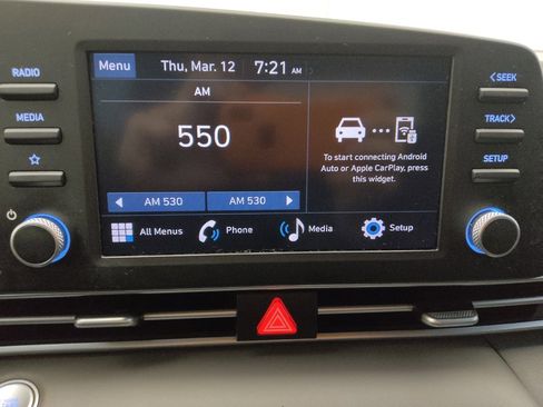 Used 2025 Hyundai Elantra Sport image 25