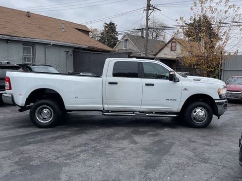 Used 2024 RAM 3500 Big Horn image 21