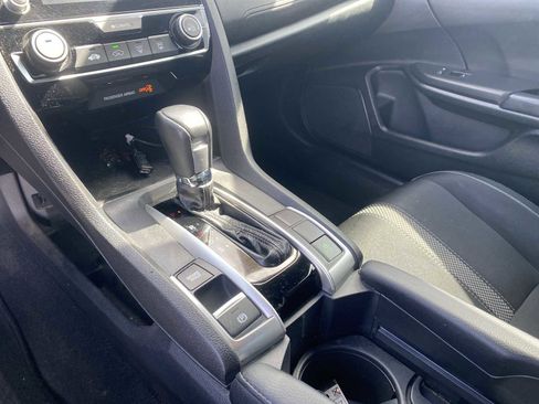 Used 2020 Honda Civic Sport image 17