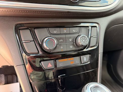Used 2019 Buick Encore Preferred FWD image 22