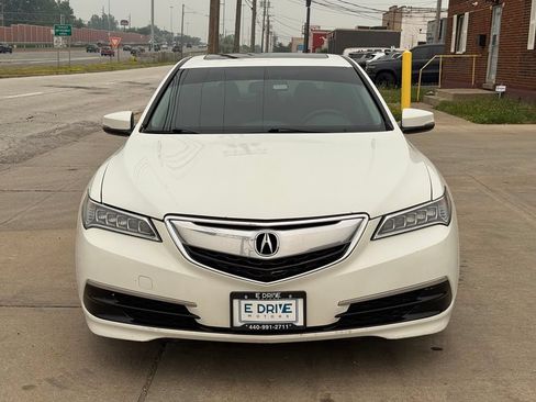 Used 2015 Acura TLX FWD image 2