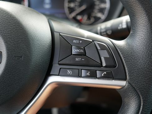 Used 2023 Nissan Altima 2.5 SV FWD image 29