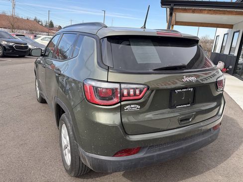 Used 2017 Jeep Compass Sport w/ Cold Weather Group image 10