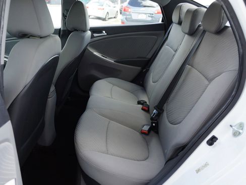 Used 2015 Hyundai Accent GLS w/ Option Group 03 image 17